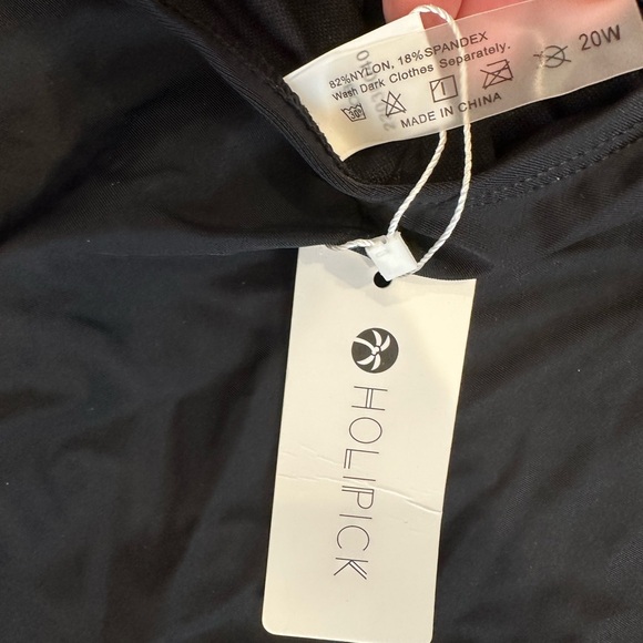 Pretty black & floral Swim dress Swimsuit sz 20W~Nwt’s - Picture 4 of 7